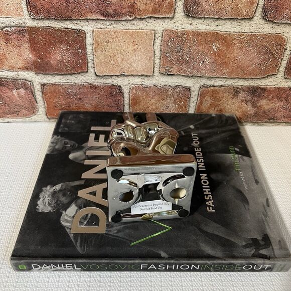 Ceramic Peace Sign Hand Sculpture Figurine Metallic Silver Tone BOHO Decor - Picture 12 of 16